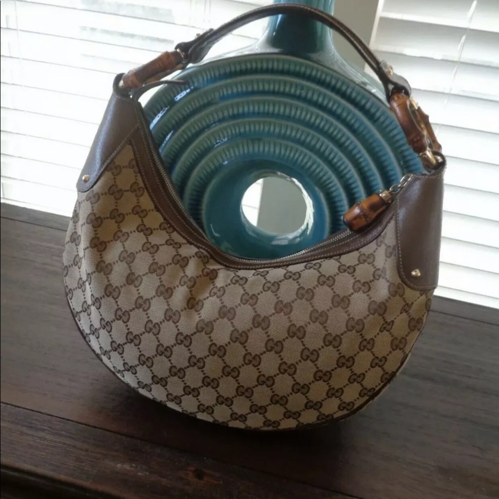 GUCCI HORSEBIT MONOGRAM BAMBOO HOBO